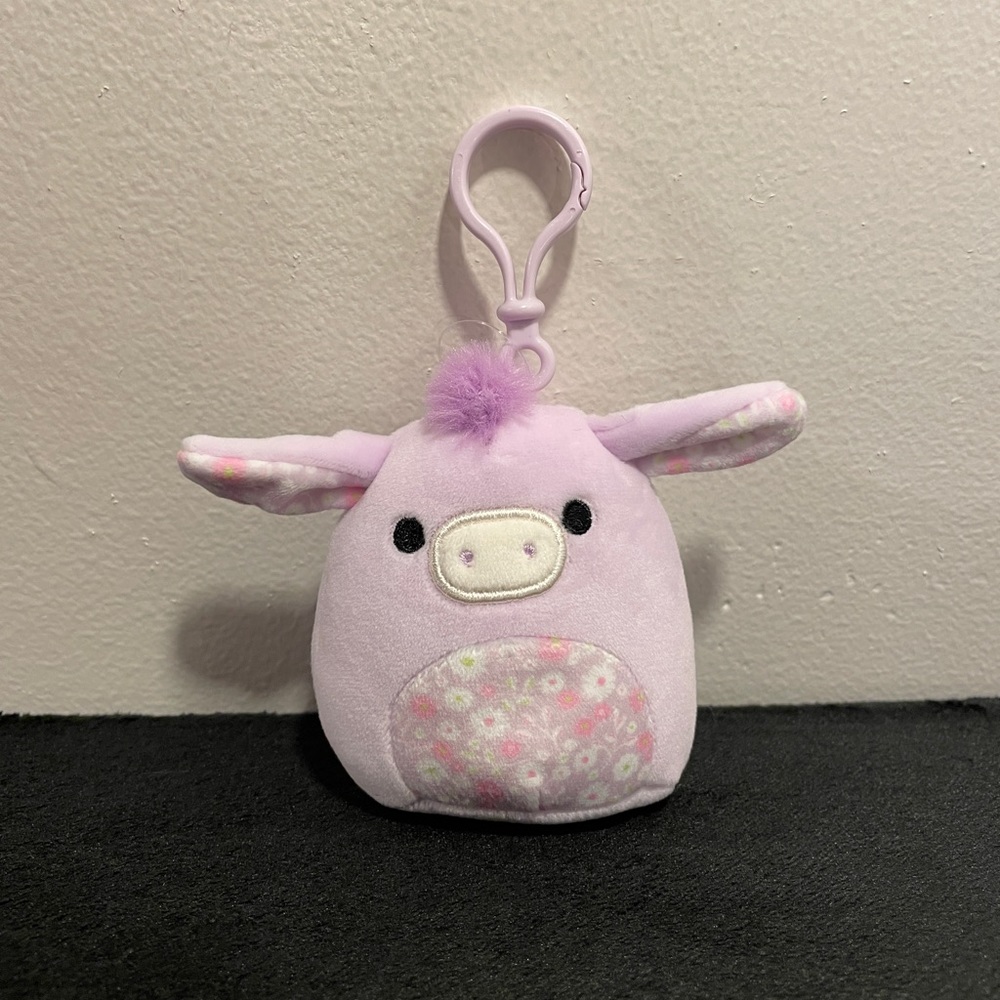 BNWT Squishmallows Delzi the Donkey 3.5in Clip